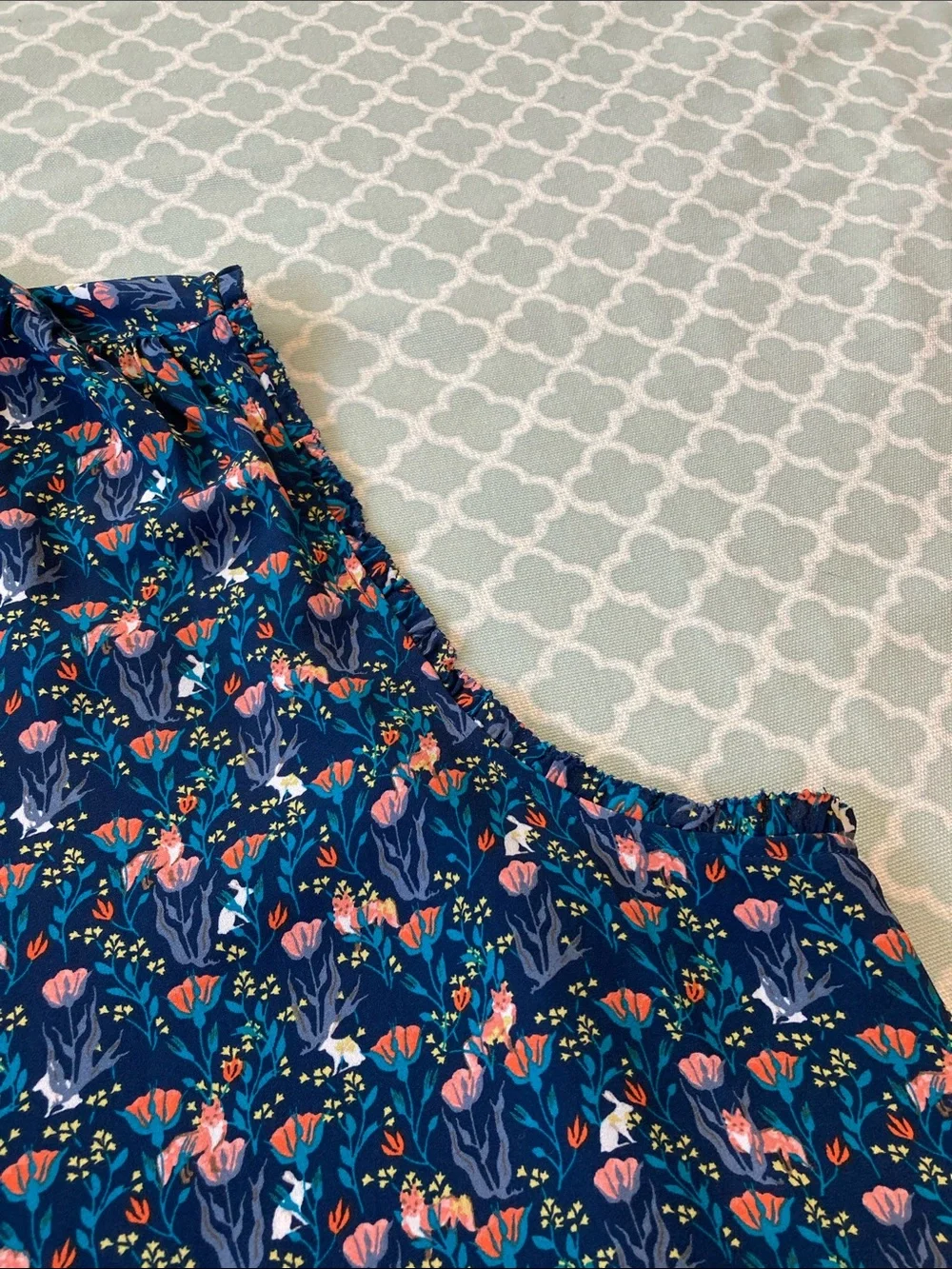 Loft Bunny Fox Floral Sleeveless Blouse XXL - Picture 4 of 11